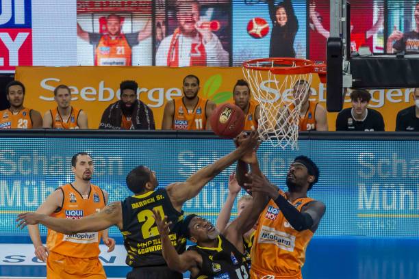 这既是现实 这既是现实